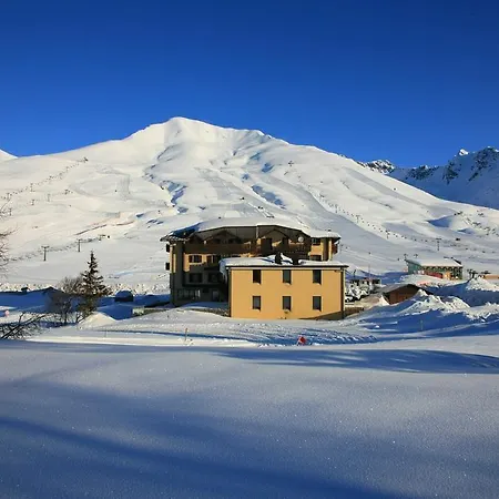 Dolomiti Passo del Tonale