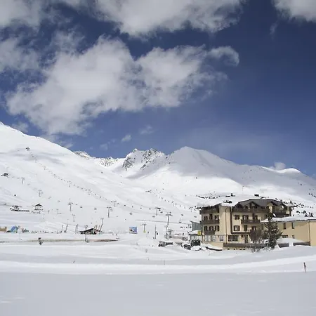 Dolomiti Hotel